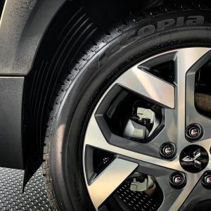 Alternative view of Xpander Cross